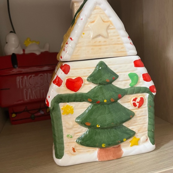Ceramic Gingerbread House Cookie Jar - Picture 2 of 6